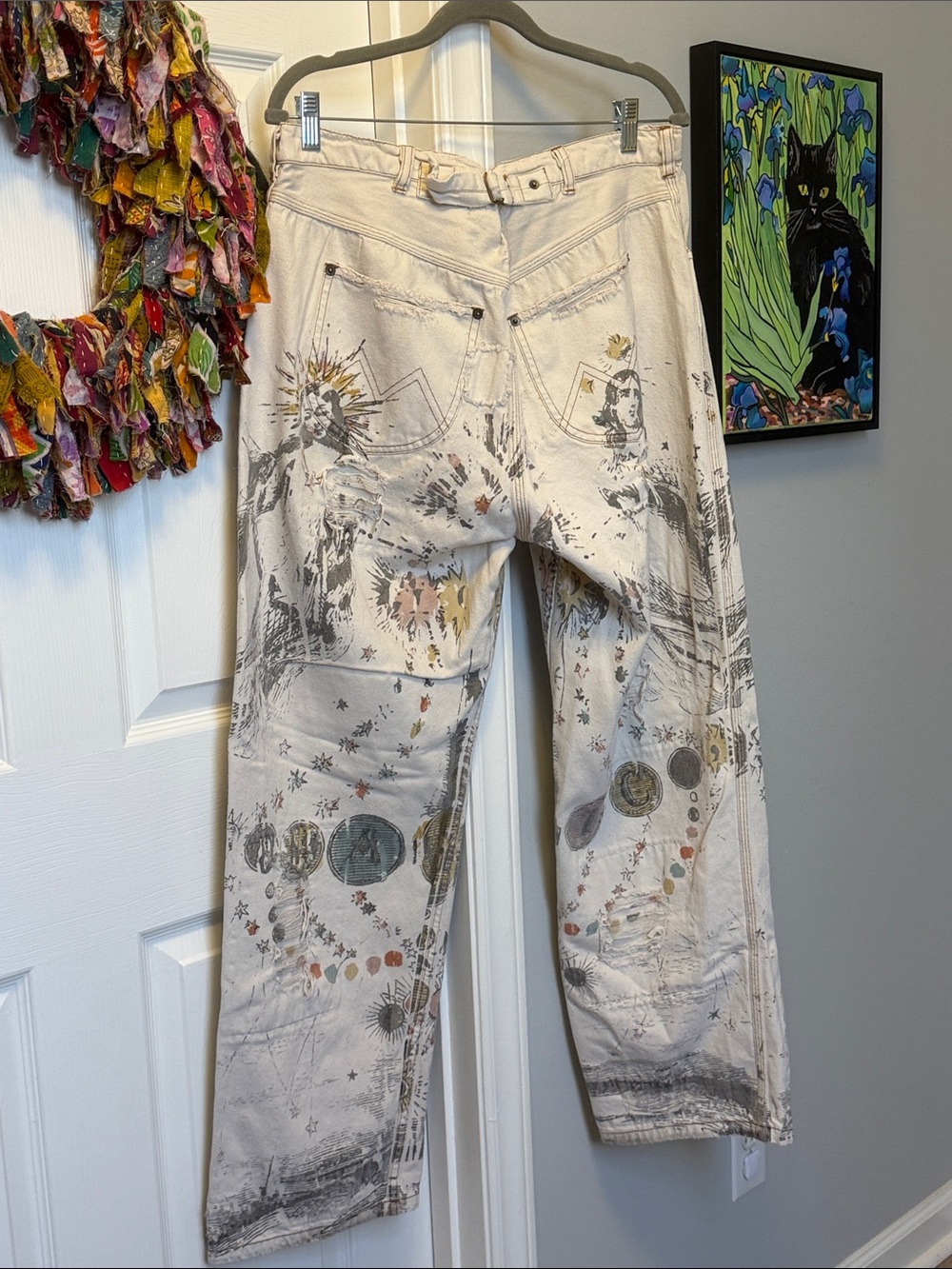 Magnolia Pearl Off-White Distressed Wide Leg Jeans with Eclectic Artwork - Picture 7 of 7